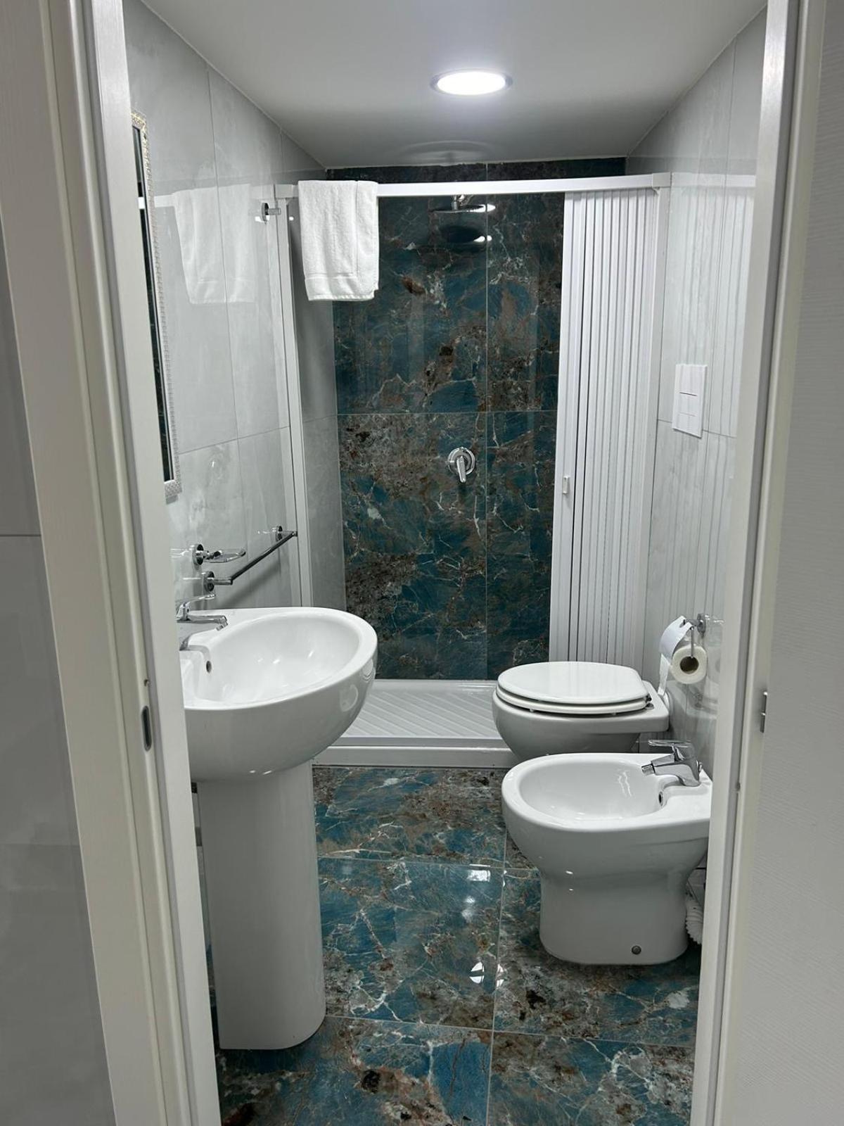 Chiara Luxury Home Napoli Esterno foto
